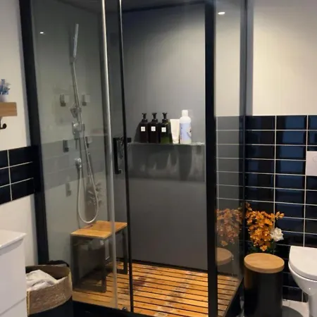 Apartment In 7 Sete